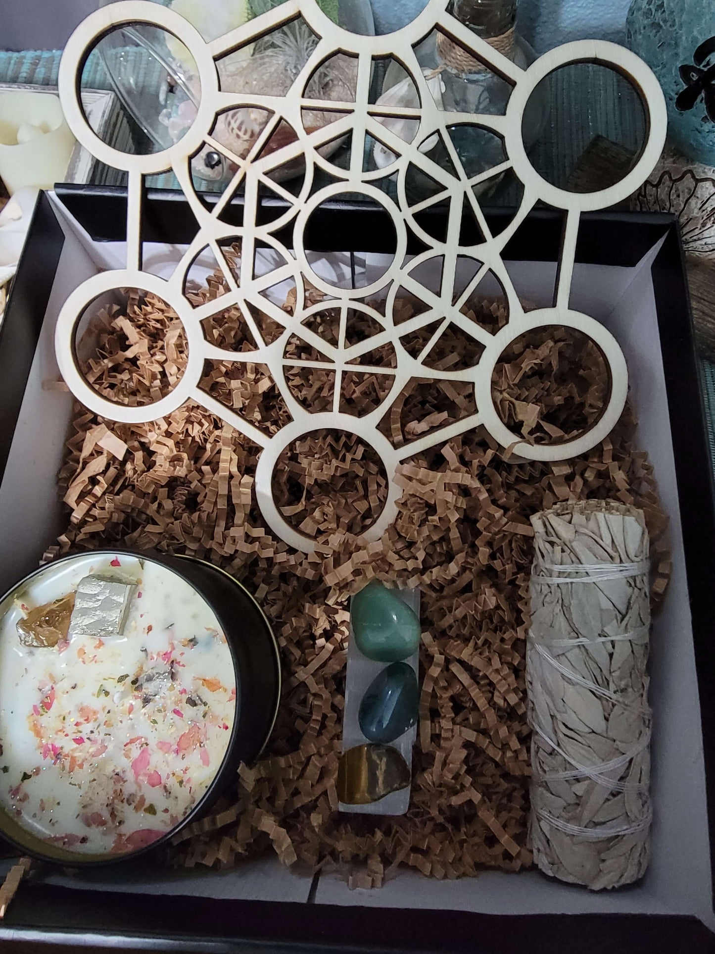 AbundanceChakraManifestation Manifesting Soy candleCandles Crystal candlesMetaphysical