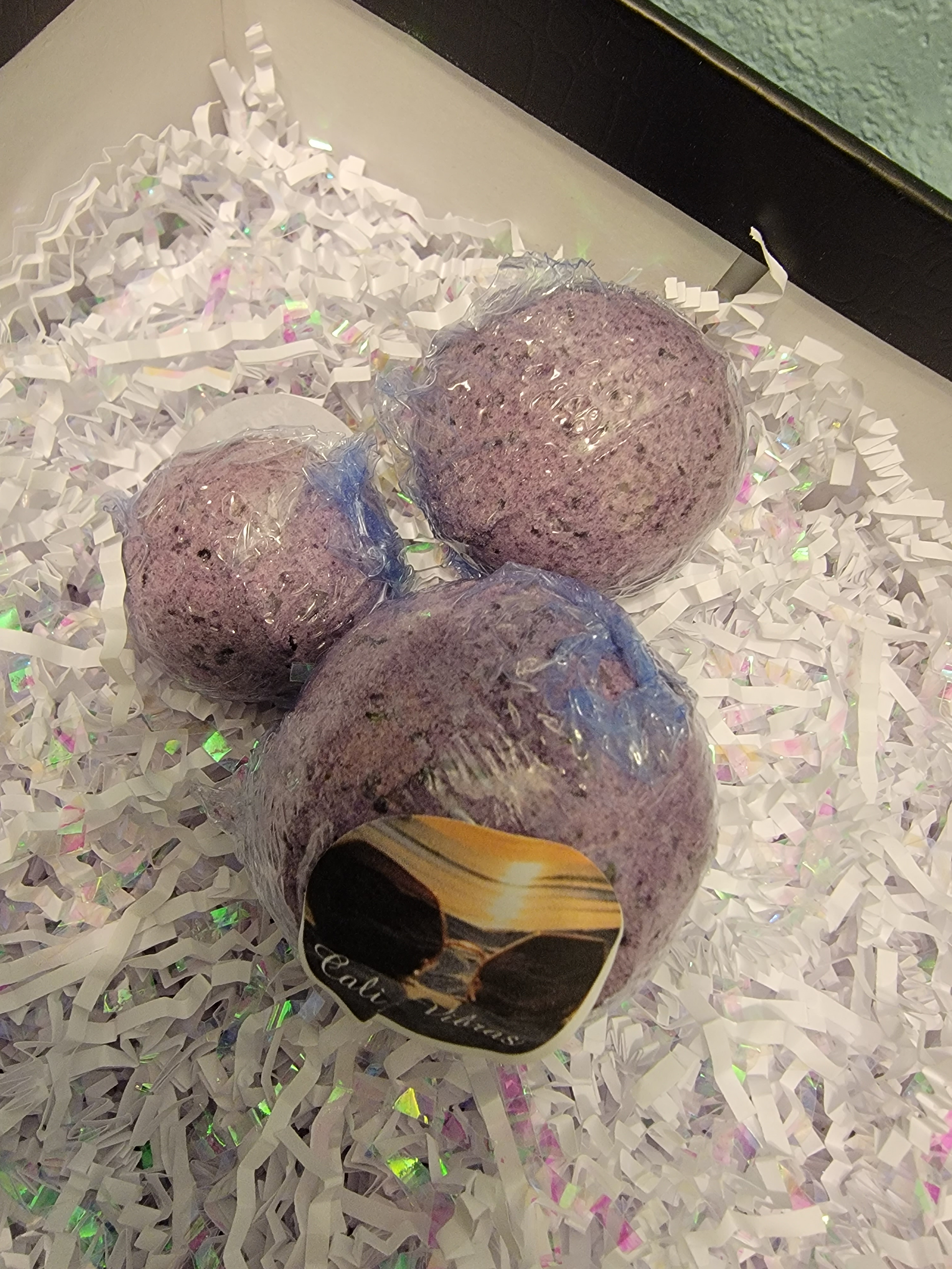 Abundance
Chakra
Manifestation 
Manifesting 
Soy candle
Candles
Shampoo bar
Shampoo
Crystal candles
Metaphysical